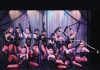 Bailarinos do Crazy Paris Show lamentam fim do espectáculo