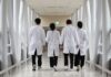 Terceiro dia da greve dos médicos sul-coreanos afecta serviços de urgência
