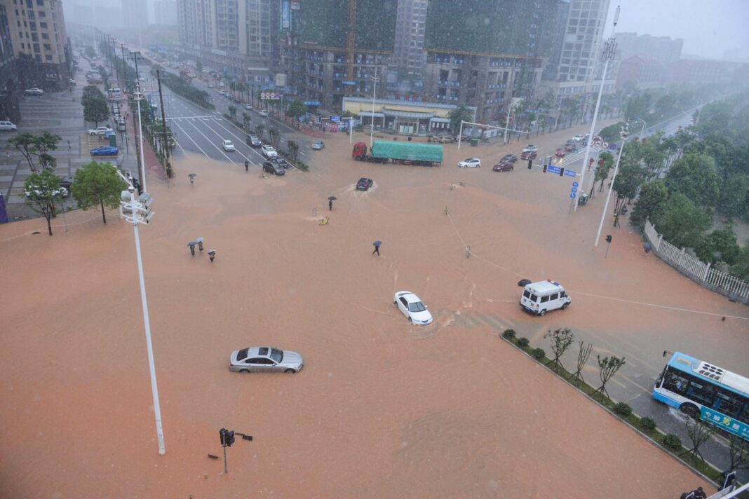 TOPSHOT-CHINA-WEATHER-FLOOD