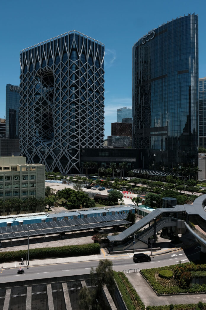 1. melco
