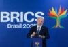Lula denuncia aos BRICS “chantagem tarifária” dos EUA e presença militar no Caribe