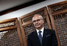 Câmara de comércio luso-chinesa optimista sobre restrições à residência de portugueses em Macau