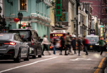 Conselheiro sugere passadeiras inteligentes para aumentar segurança rodoviária